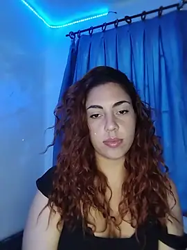 Snapshot of Afrodita_Yours chatting on May 29, 5:08 pm Afrodita Yours online show from May 29, 5:08 pm