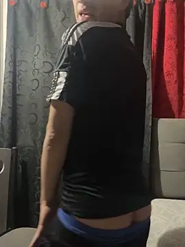 JULIANHOTSEX online show from June 2, 1:27 am