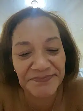 rosanna78322 online show from June 2, 7:58 pm