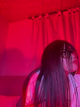 charlotte blairr online show from June 7, 4:39 am