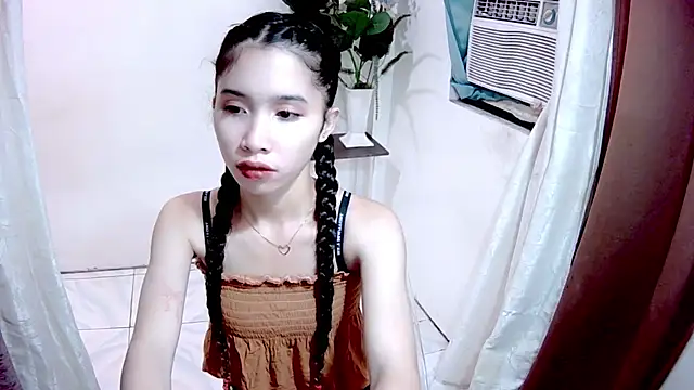 Snapshot of heartx_ chatting on July 18, 1:20 pm heartx online show from July 18, 1:20 pm