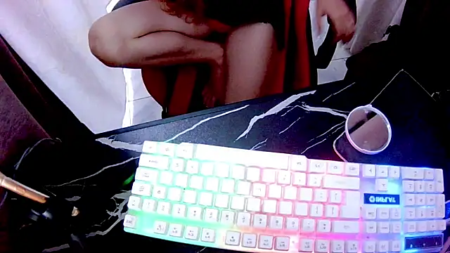 Snapshot of heartx_ chatting on June 17, 2:38 pm heartx online show from June 17, 2:38 pm