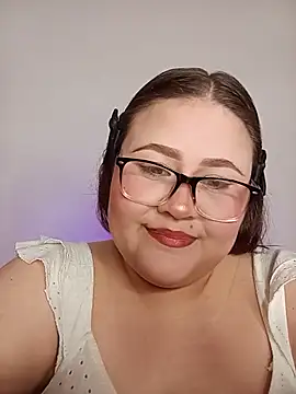 Snapshot of VeryGirlhot chatting on June 13, 11:13 pm VeryGirlhot online show from June 13, 11:13 pm