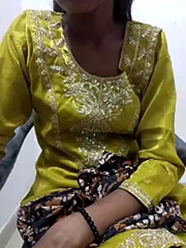 Snapshot of sexy_kajal9 chatting on June 11, 3:25 am sexy kajal9 online show from June 11, 3:25 am