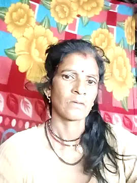 Snapshot of Cut_umang74 chatting on June 14, 9:27 pm Cut umang74 online show from June 14, 9:27 pm