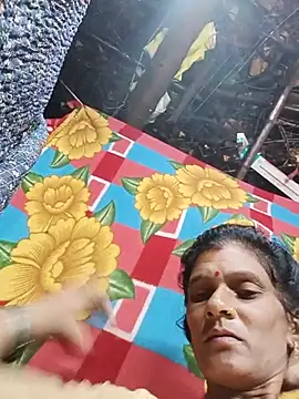Snapshot of Cut_umang74 chatting on July 19, 10:39 pm Cut umang74 online show from July 19, 10:39 pm