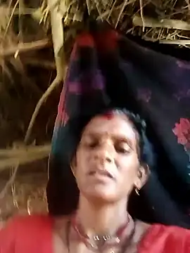 Snapshot of Cut_umang74 chatting on June 13, 9:51 am Cut umang74 online show from June 13, 9:51 am