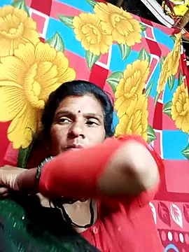 Snapshot of Cut_umang74 chatting on July 15, 6:26 pm Cut umang74 online show from July 15, 6:26 pm