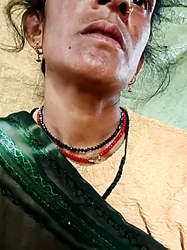 Snapshot of Cut_umang74 chatting on July 11, 6:46 am Cut umang74 online show from July 11, 6:46 am