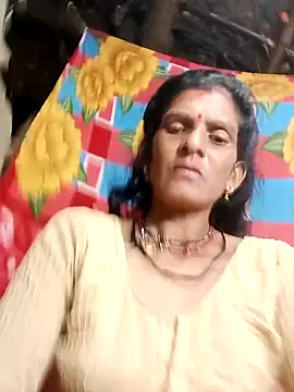 Snapshot of Cut_umang74 chatting on June 8, 4:18 pm Cut umang74 online show from June 8, 4:18 pm