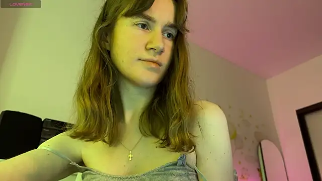 Snapshot of agniia257 chatting on July 5, 9:21 pm agniia257 online show from July 5, 9:21 pm