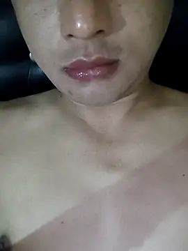 YoYoGurung007 online show from June 1, 10:59 am