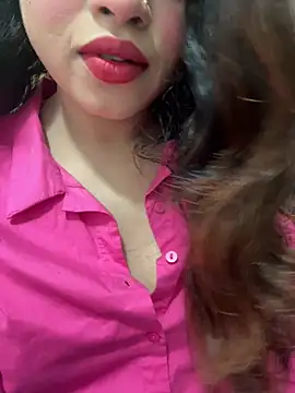 Snapshot of Yours_riya11 chatting on June 21, 5:19 pm Yours riya11 online show from June 21, 5:19 pm