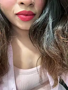 Snapshot of Yours_riya11 chatting on July 4, 9:30 pm Yours riya11 online show from July 4, 9:30 pm