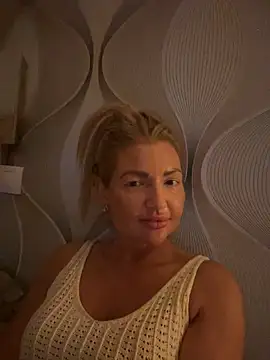 szexicicamica online show from May 31, 7:14 pm