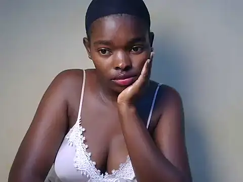 Snapshot of Emmerline_ chatting on June 12, 5:21 pm Emmerline online show from June 12, 5:21 pm
