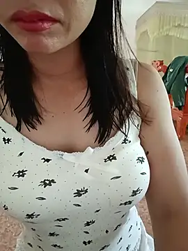 -Maya-a online show from July 14, 3:00 am