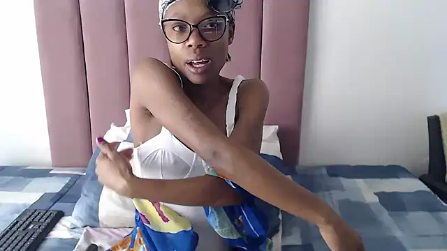 Snapshot of NELLY_2108 chatting on July 11, 1:11 pm NELLY 2108 online show from July 11, 1:11 pm