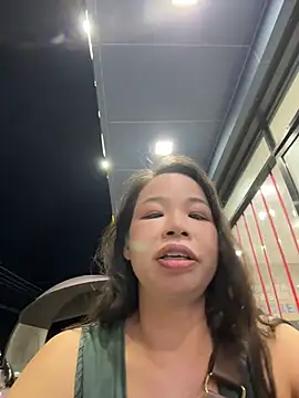 Snapshot of honghong_mother chatting on July 15, 12:34 pm honghong mother online show from July 15, 12:34 pm