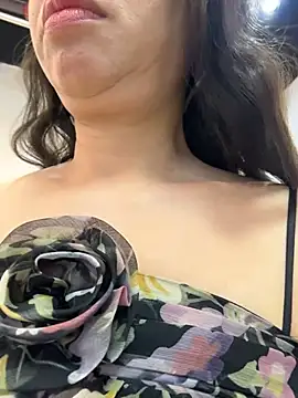 Snapshot of honghong_mother chatting on July 13, 12:43 am honghong mother online show from July 13, 12:43 am