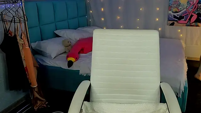 Snapshot of Kylie-Voss chatting on July 15, 3:02 am Kylie-Voss online show from July 15, 3:02 am