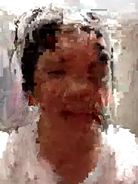 Yuen123y online show from May 30, 2:23 pm