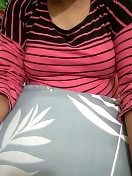 Snapshot of tamil_malluaunty chatting on July 13, 7:02 pm tamil malluaunty online show from July 13, 7:02 pm
