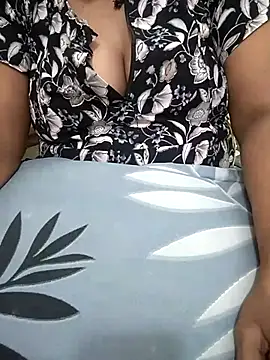 Snapshot of tamil_malluaunty chatting on July 13, 6:56 am tamil malluaunty online show from July 13, 6:56 am