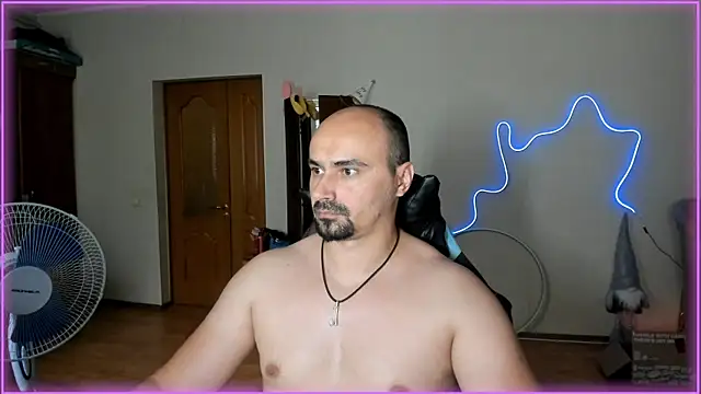 Snapshot of -SexyDaddy- chatting on July 5, 10:22 am -SexyDaddy- online show from July 5, 10:22 am