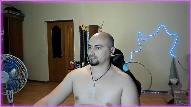 Snapshot of -SexyDaddy- chatting on July 16, 4:48 pm -SexyDaddy- online show from July 16, 4:48 pm