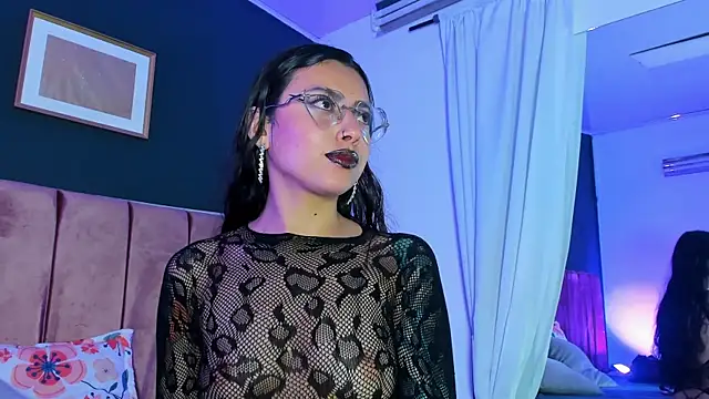 Snapshot of Violeta_muns chatting on July 8, 5:35 pm Violeta muns online show from July 8, 5:35 pm