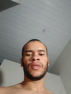 Snapshot of Carlosxnts chatting on July 1, 7:47 pm Carlosxnts online show from July 1, 7:47 pm
