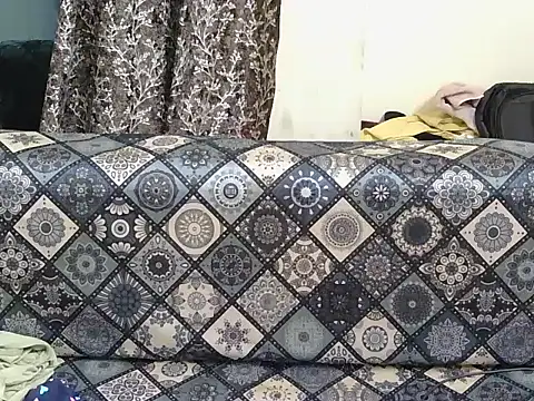 Snapshot of Miss_rajni69 chatting on June 17, 7:24 pm Miss rajni69 online show from June 17, 7:24 pm