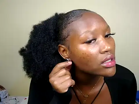sexyroznnah online show from June 24, 6:06 pm
