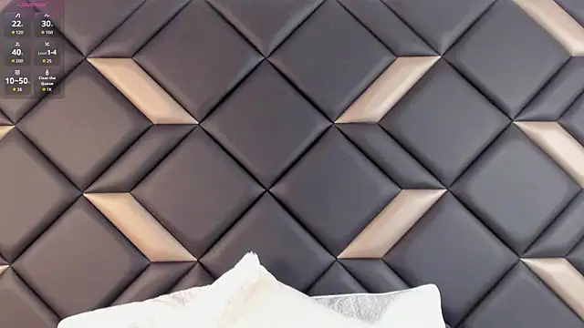 AdrianaHarlow online show from June 9, 7:15 pm