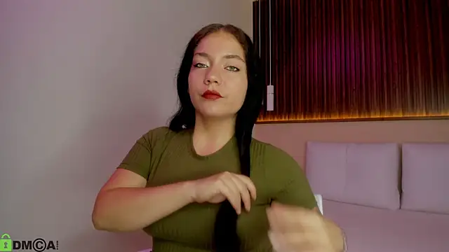 Snapshot of rebecaa_grey chatting on June 5, 2:12 pm rebecaa grey online show from June 5, 2:12 pm