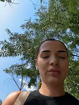 Snapshot of chloenyx chatting on June 30, 1:00 pm chloenyx online show from June 30, 1:00 pm