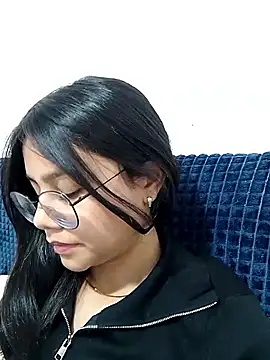 Snapshot of Sofielovee-01 chatting on June 12, 2:20 am Sofielovee-01 online show from June 12, 2:20 am