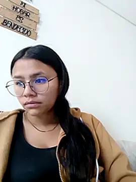 Sofielovee-01 online show from June 1, 12:16 pm