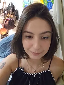Snapshot of Juh_castro chatting on June 10, 11:17 pm Juh castro online show from June 10, 11:17 pm