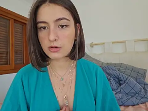 Snapshot of Juh_castro chatting on June 19, 5:19 pm Juh castro online show from June 19, 5:19 pm