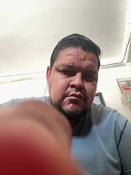 Snapshot of fercho25rv chatting on July 13, 7:35 pm fercho25rv online show from July 13, 7:35 pm