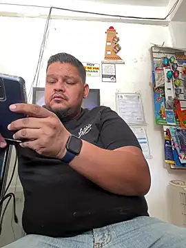 Snapshot of fercho25rv chatting on June 6, 9:42 pm fercho25rv online show from June 6, 9:42 pm