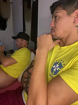Snapshot of Tatuadomoreno23cm chatting on June 25, 12:08 am Tatuadomoreno23cm online show from June 25, 12:08 am