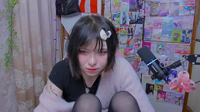 Snapshot of honeycelestia chatting on June 2, 6:08 pm honeycelestia online show from June 2, 6:08 pm