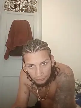 boyrolo24 online show from June 3, 4:33 pm
