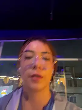 arilynn  online show from July 9, 12:00 am