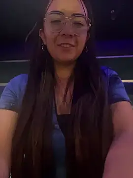 arilynn  online show from June 25, 1:14 am
