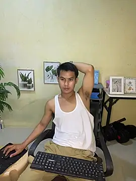 Snapshot of Asianboy_2000 chatting on June 6, 3:06 pm Asianboy 2000 online show from June 6, 3:06 pm