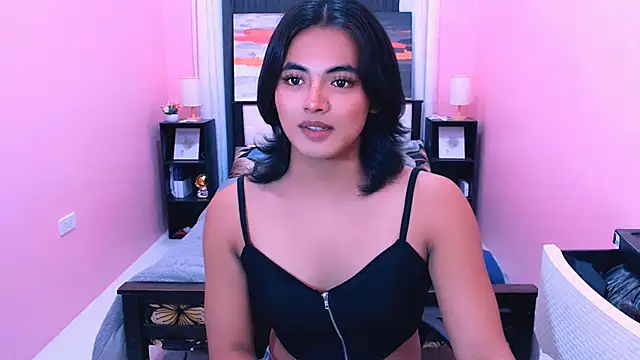 Snapshot of MiamoreAmara69 chatting on June 9, 6:53 pm MiamoreAmara69 online show from June 9, 6:53 pm